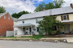 Pre-foreclosure in  E ADDITION ST Martinsburg, WV 25401