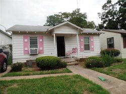 Pre-foreclosure in  FROST AVE Dallas, TX 75215