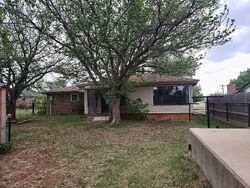  Meadow Ln, Electra TX