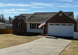  Towns View Dr, Seymour TN