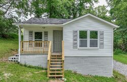 Pre-foreclosure in  MCGINNESS AVE Carthage, TN 37030