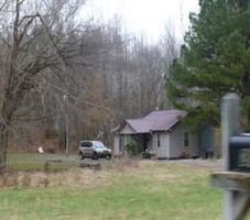  Llano St, Paris TN