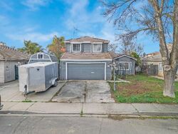 Pre-foreclosure in  TOTMAN CT Patterson, CA 95363