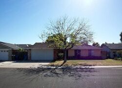 Pre-foreclosure in  FOSTER DR Modesto, CA 95351