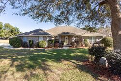 Pre-foreclosure in  CASTLE GATE DR Milton, FL 32571