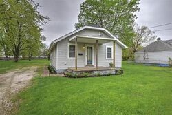 Pre-foreclosure in  E PYTHIAN AVE Decatur, IL 62526