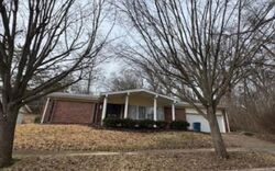 Pre-foreclosure in  LIMERICK DR Saint Louis, MO 63128