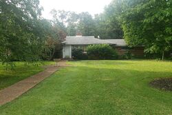 Pre-foreclosure in  CRESTWICK DR Saint Louis, MO 63128