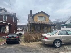 Pre-foreclosure in  STATE ST Mckeesport, PA 15131