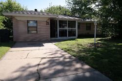 Pre-foreclosure in  S MADOLE BLVD Oklahoma City, OK 73159