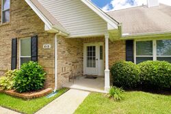 Pre-foreclosure in  LINDA DR Mary Esther, FL 32569