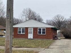 Pre-foreclosure in  S SUGAR ST Lima, OH 45804