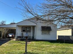 Pre-foreclosure in  TOWNSHIP ROAD 1101 W South Point, OH 45680