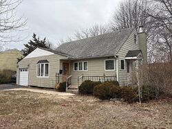 Pre-foreclosure in  BARTON AVE Patchogue, NY 11772