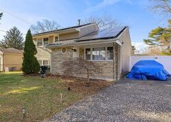 Pre-foreclosure in  RICHARDS AVE Clementon, NJ 08021