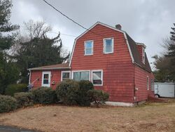 Pre-foreclosure in  CLARK AVE North Haven, CT 06473