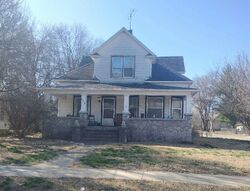  E Mckinney St, Neosho MO