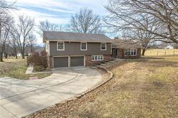 Pre-foreclosure Listing in NE 180TH ST HOLT, MO 64048