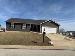 Pre-foreclosure in  TROPICANA VILLAGE DR Moscow Mills, MO 63362