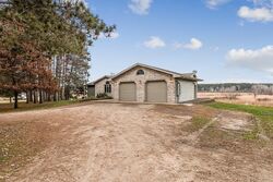 Pre-foreclosure in  57TH AVE Princeton, MN 55371