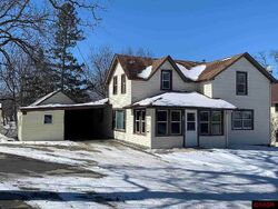 Pre-foreclosure in  2ND ST S Waterville, MN 56096