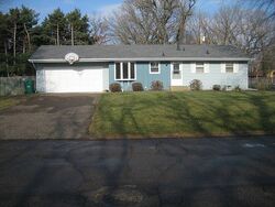 Pre-foreclosure in  105TH LN NE Circle Pines, MN 55014
