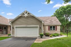 Pre-foreclosure in  LAKE COURT DR Saint Paul, MN 55112