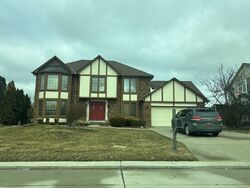Pre-foreclosure in  SINGH DR Sterling Heights, MI 48310