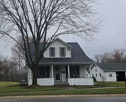 Pre-foreclosure in  E MONROE ST Dundee, MI 48131