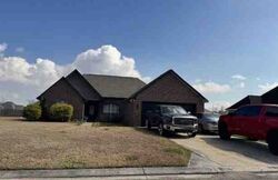 Pre-foreclosure in  FAULKNER DR Darrow, LA 70725