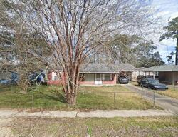 Pre-foreclosure in  MERRYDALE AVE Baton Rouge, LA 70812