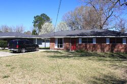 Pre-foreclosure in  E ROME ST Gonzales, LA 70737