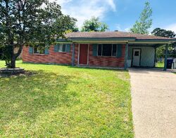 Pre-foreclosure in  MAGNOLIA ST Newllano, LA 71461