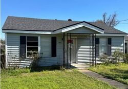 Pre-foreclosure in  HARVARD ST Lake Charles, LA 70607