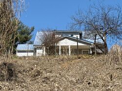 Pre-foreclosure in  LAUGHLIN HOLW South Portsmouth, KY 41174