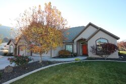 Pre-foreclosure in  WINSTON AVE Urbandale, IA 50322