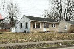 Pre-foreclosure in  NORRIS AVE North Vernon, IN 47265