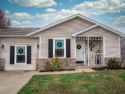  Chariton Dr, Boonville IN