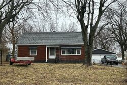Pre-foreclosure in  E ROYERTON RD Muncie, IN 47303