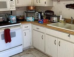 Pre-foreclosure Listing in WEDGEWOOD WAY APT B HUDSON, FL 34667