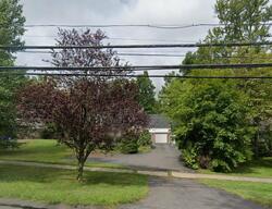 Pre-foreclosure in  TUNXIS RD West Hartford, CT 06107