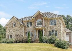Pre-foreclosure in  EDMOND CT Suwanee, GA 30024