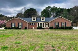Pre-foreclosure in  STONE DR SW Lilburn, GA 30047