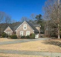 Pre-foreclosure in  OAKWOOD PL Loganville, GA 30052