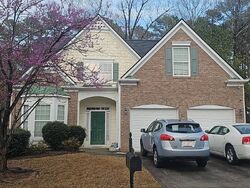 Pre-foreclosure in  PRESERVE PARK DR Loganville, GA 30052