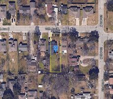 Pre-foreclosure in  13TH AVE N Texas City, TX 77590