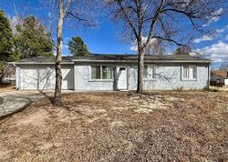 Pre-foreclosure in  SHINING WAY Colorado Springs, CO 80916