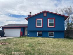 Pre-foreclosure in  GRAND VALLEY DR Colorado Springs, CO 80911