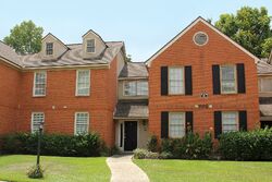 Pre-foreclosure in  N JEFFERSON PLACE CIR APT B Baton Rouge, LA 70809