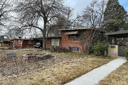 Pre-foreclosure in  S HICKORY ST Littleton, CO 80120